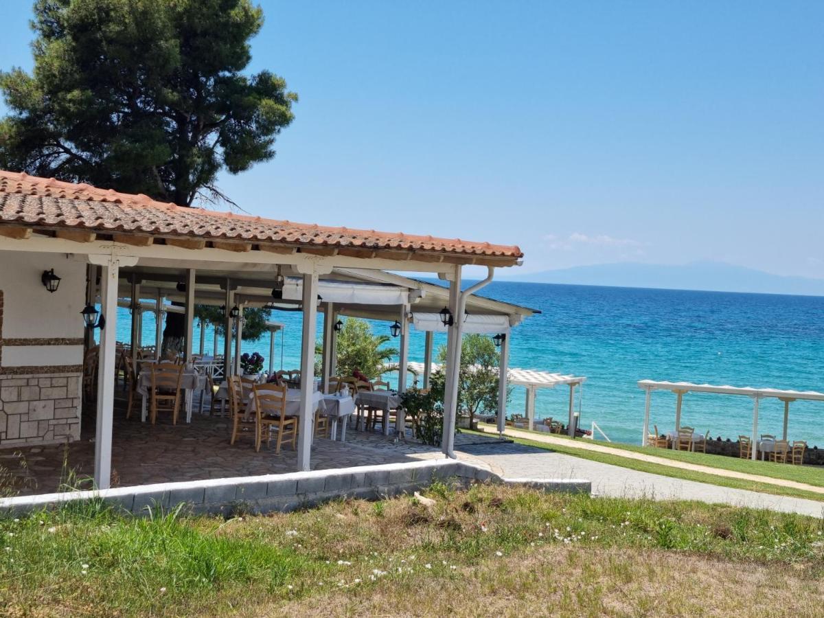 Beachfront Villa 100M From Sea For Up To 10 Guests Siviri Eksteriør billede