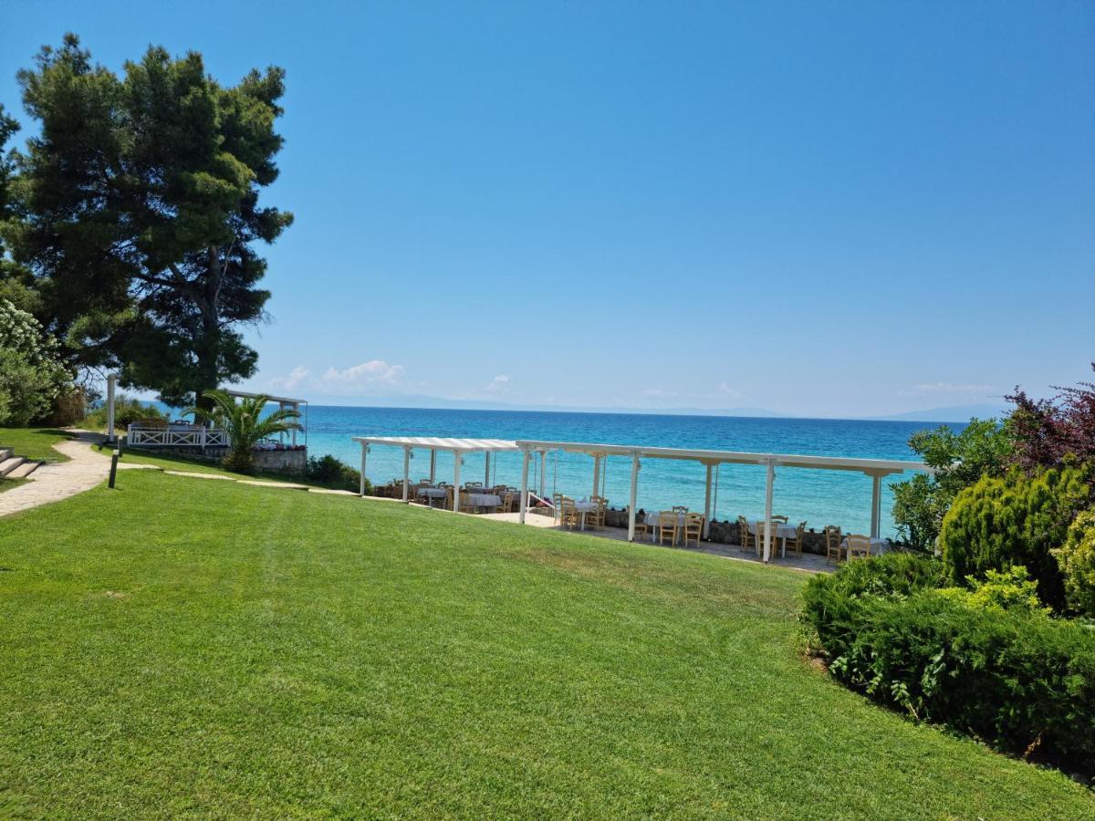 Beachfront Villa 100M From Sea For Up To 10 Guests Siviri Eksteriør billede